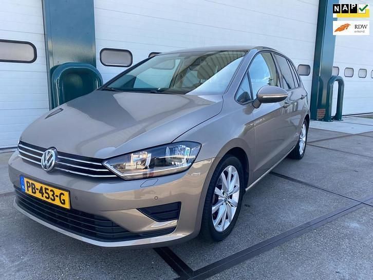 Occasion 2014 VW Golf VII Highline | € 9.925 (Iets duurder) - Afbeelding 1/4