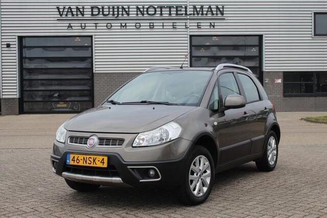 Occasion Fiat Sedici Emotion 120 PK (88 kW) 2010 Bruin SUV