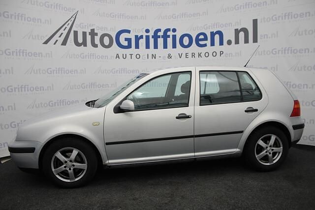 Occasion VW Golf III Trendline 101 PK (74 kW) 1999 Grijs Hatchback