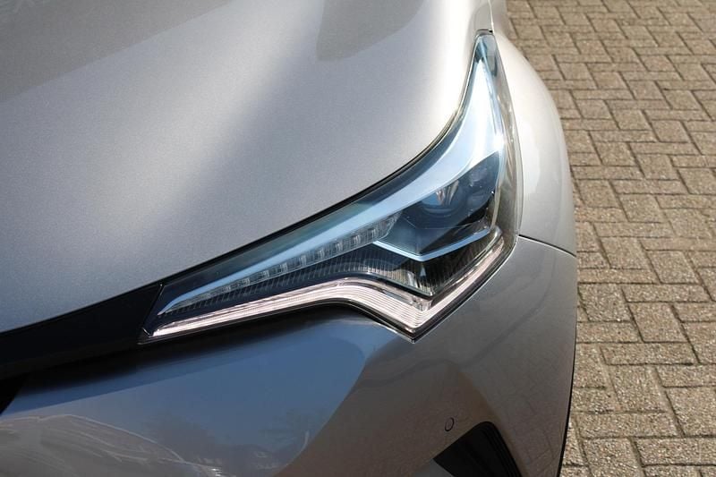 Occasion Toyota C-HR Style 122 PK (89 kW) 2019 Grijs SUV