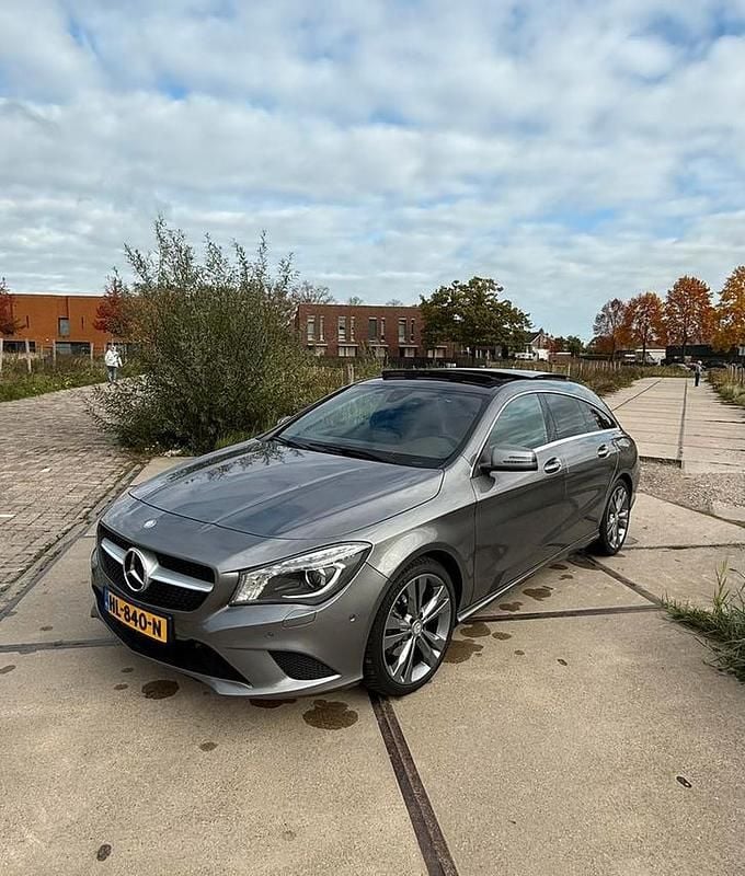 Gebruikt 2015 Mercedes CLA200 Shooting Brake Prestige Stationwagen | € 16.490 (Duur) - Afbeelding 1/4