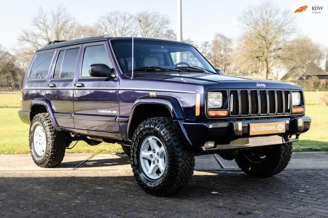 Blauw, metallic lak Gebruikt 1998 Jeep Cherokee Limited SUV | € 16.950 (Duur) - Afbeelding 1/4