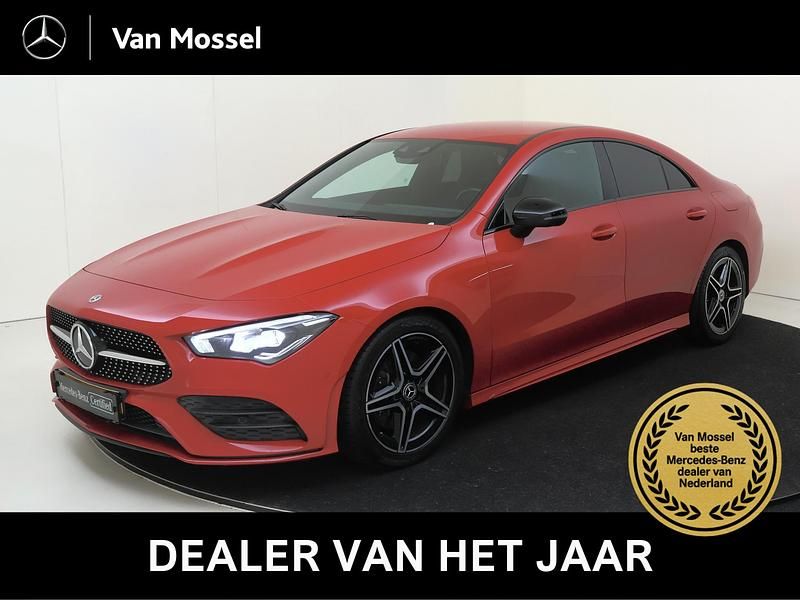 Rood Occasion 2019 Mercedes CLA200 Business Sedan | € 25.945 (Eerlijke prijs) - Afbeelding 1/4