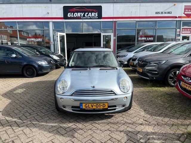 Grijs Gebruikt 2004 Mini ONE Pepper Hatchback | € 3.250 (Eerlijke prijs) - Afbeelding 1/4