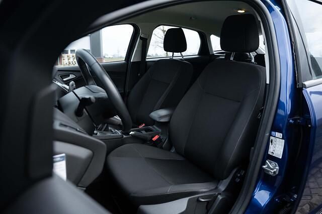 Occasion Ford Focus 101 PK (74 kW) 2017 Blauw Hatchback