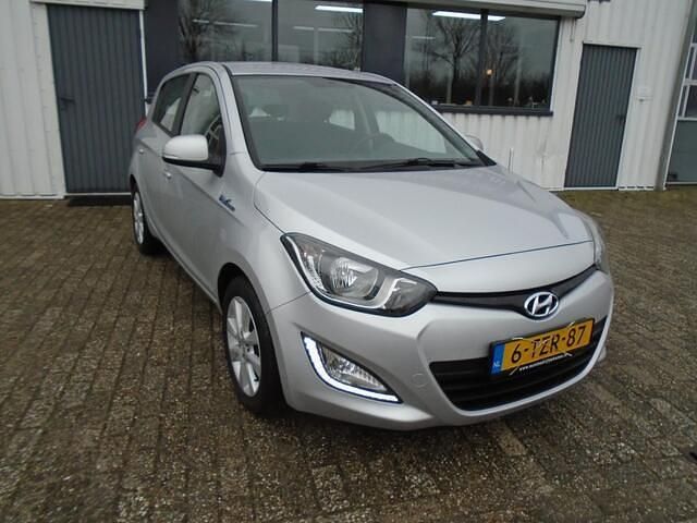Hatchback Occasion 2014 Hyundai i20 Hatchback | € 6.950 (Goede deal) - Afbeelding 1/4