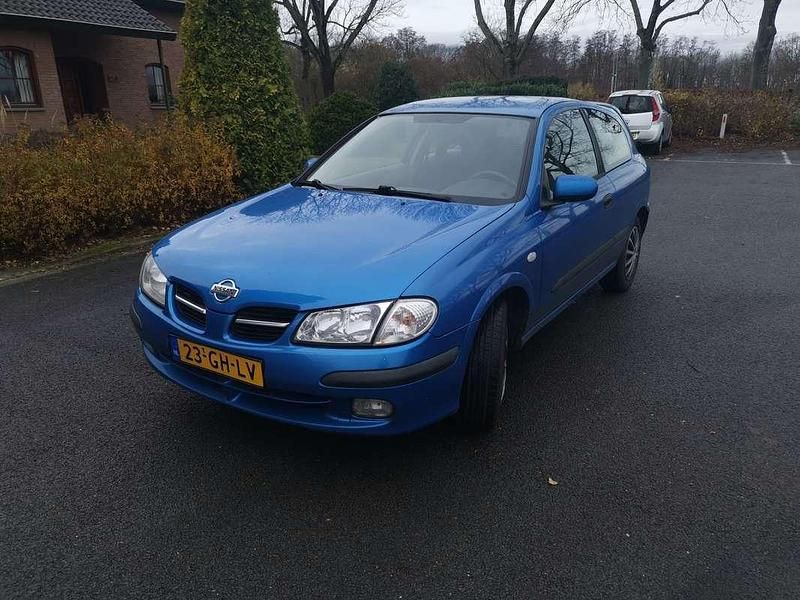 Blauw Gebruikt 2000 Nissan Almera Hatchback | € 850 - Afbeelding 1/4