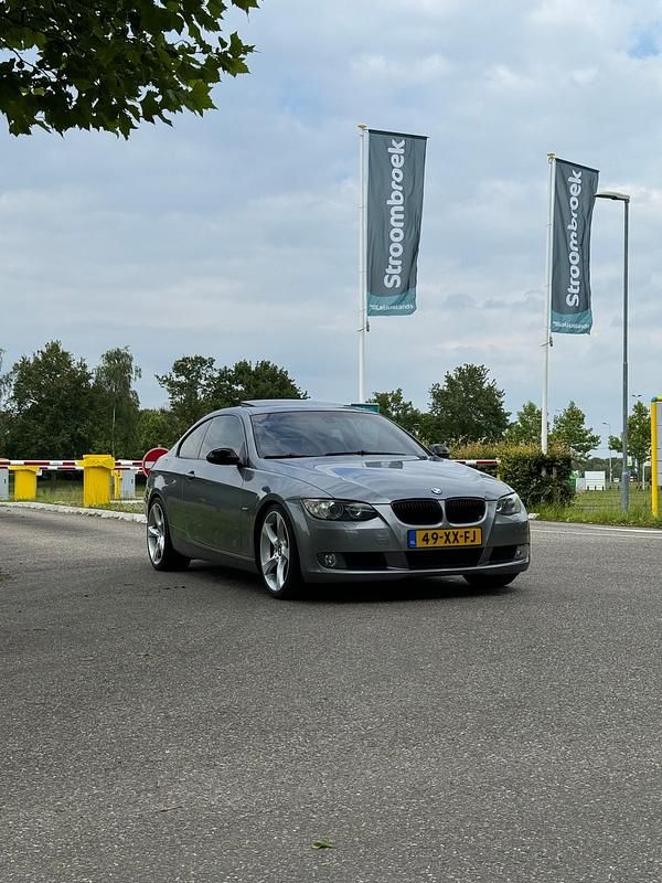 Occasion BMW 330 Executive 272 PK (200 kW) 2007 Grijs Coupé
