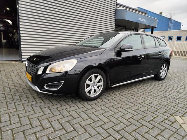 Zwart Gebruikt 2012 Volvo V60 Stationwagen | € 5.500 (Goede deal) - Afbeelding 1/4