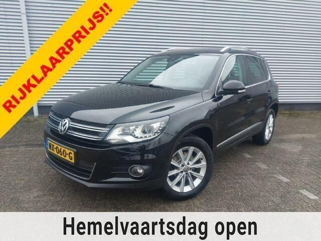 Zwart Occasion 2013 VW Tiguan Sport SUV | € 11.888 (Iets duurder) - Afbeelding 1/4