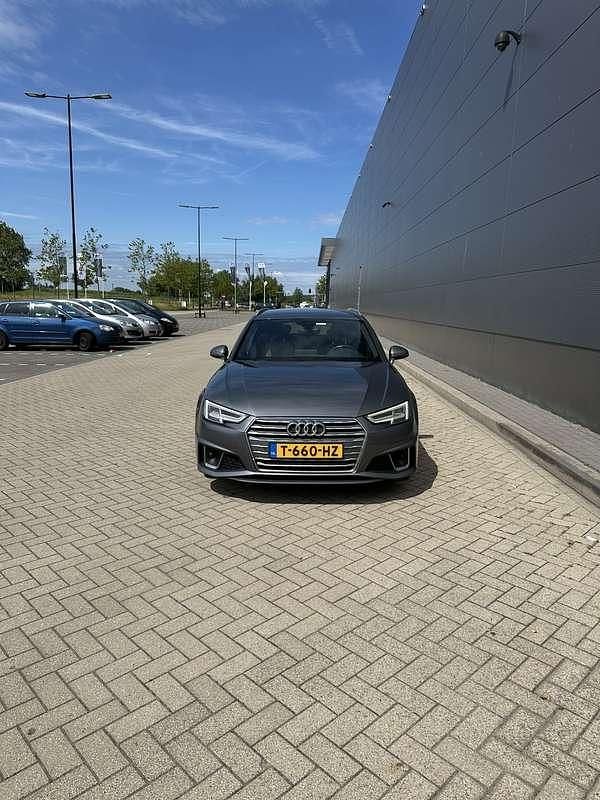 Occasion Audi A4 S-Line 150 PK (110 kW) 2019 Grijs Stationwagen