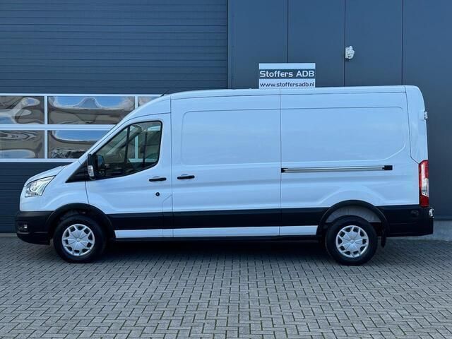 Occasion Ford Transit Trend 130 PK (95 kW) 2022 Wit Sedan