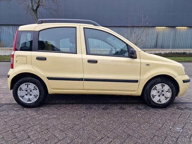 Occasion Fiat Panda 60 PK (44 kW) 2009 Geel Hatchback