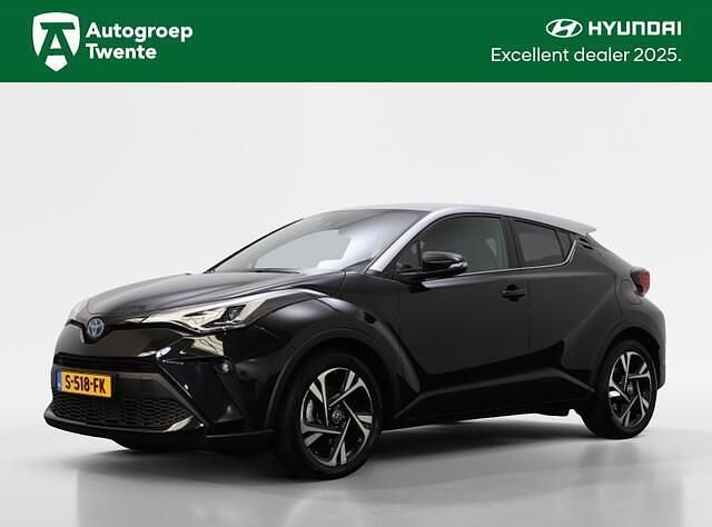 Zwart Gebruikt 2023 Toyota C-HR Style SUV | € 28.950 (Goede deal) - Afbeelding 1/4