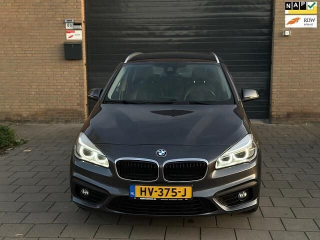 Grijs Gebruikt 2016 BMW 216 Stationwagen | € 12.250 (Eerlijke prijs) - Afbeelding 1/4