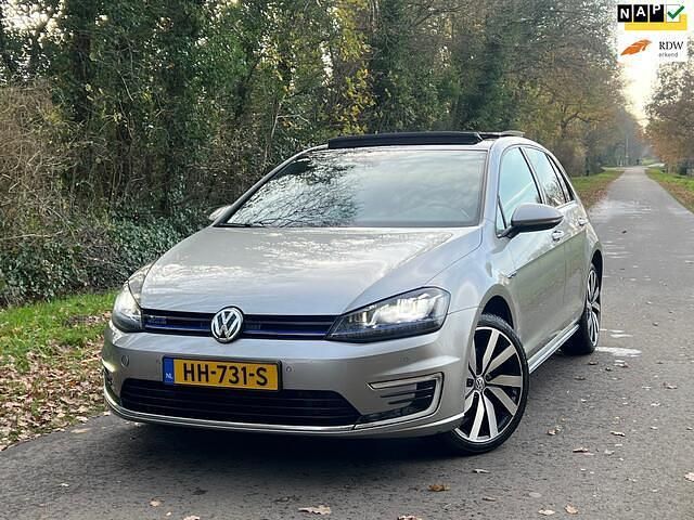 Grijs Gebruikt 2015 VW Golf VII GTE Hatchback | € 10.975 (Eerlijke prijs) - Afbeelding 1/4