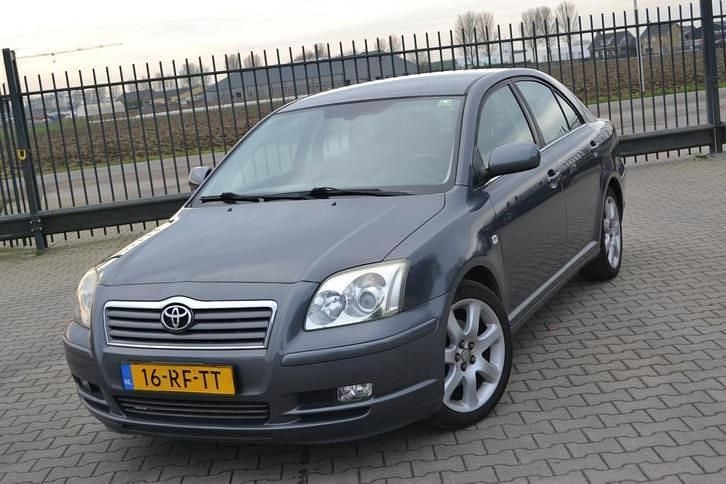 Gebruikt 2005 Toyota Avensis | € 2.800 (Eerlijke prijs) - Afbeelding 1/4