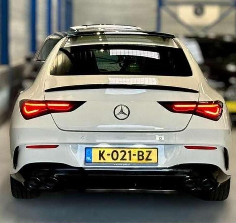 Wit Occasion 2019 Mercedes CLA220 AMG line Sedan | € 27.500 (Super prijs) - Afbeelding 1/4