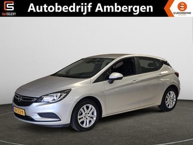 Grijs Gebruikt 2018 Opel Astra Edition Hatchback | € 9.900 (Eerlijke prijs) - Afbeelding 1/4