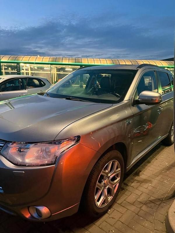 Occasion 2014 Mitsubishi Outlander SUV | € 9.800 (Eerlijke prijs) - Afbeelding 1/4