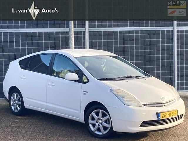 Wit Gebruikt 2009 Toyota Prius Comfort Hatchback | € 4.650 (Eerlijke prijs) - Afbeelding 1/4