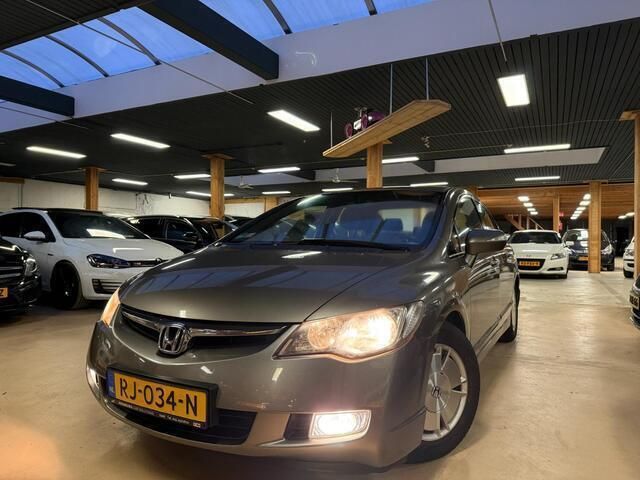 Grijs Gebruikt 2007 Honda Civic Hybrid Sedan | € 4.450 (Eerlijke prijs) - Afbeelding 1/4