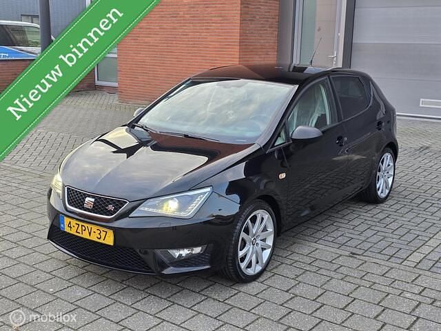Zwart Occasion 2015 Seat Ibiza Hatchback | € 8.795 (Duur) - Afbeelding 1/4