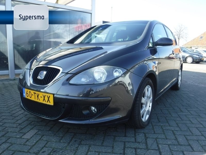 Zwart Gebruikt 2006 Seat Altea Stylance MPV | € 3.250 (Iets duurder) - Afbeelding 1/4