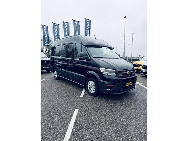 Zwart (metallic) Occasion 2024 VW Crafter Exclusive Van | € 39.880 (Super prijs) - Afbeelding 1/4