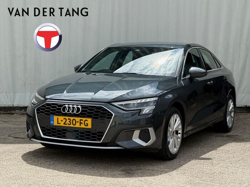Grijs Gebruikt 2021 Audi A3 e-tron Business Hatchback | € 21.995 (Eerlijke prijs) - Afbeelding 1/4