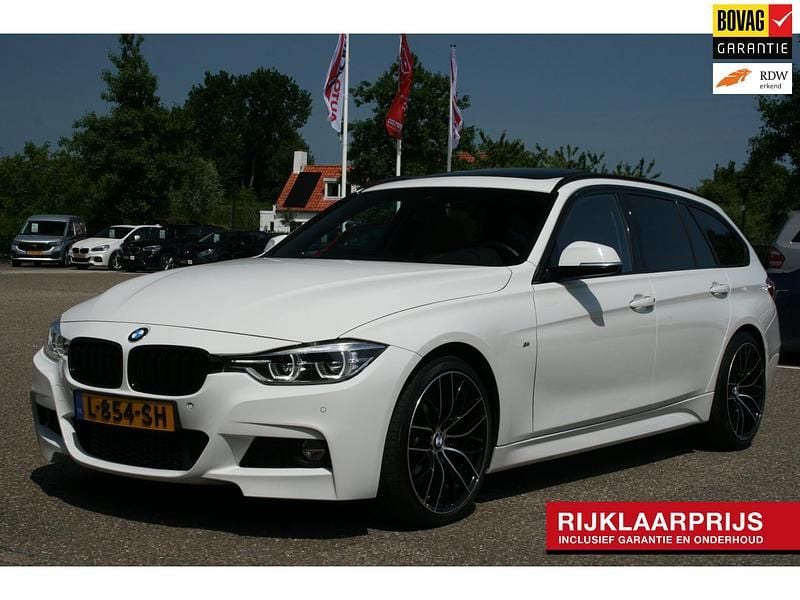 Stationwagon Gebruikt 2016 BMW 340 Executive Stationwagen | € 26.450 (Eerlijke prijs) - Afbeelding 1/4