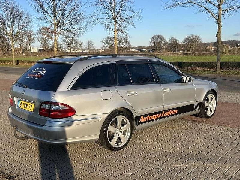 Occasion Mercedes E240 Classic 177 PK (130 kW) 2003 Grijs Stationwagen