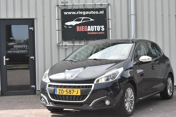Occasion Peugeot 208 GT-line 112 PK (82 kW) 2018 Blauw Hatchback