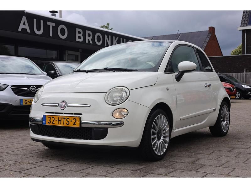 Wit Gebruikt 2009 Fiat 500 Lounge Hatchback | € 3.450 (Eerlijke prijs) - Afbeelding 1/4