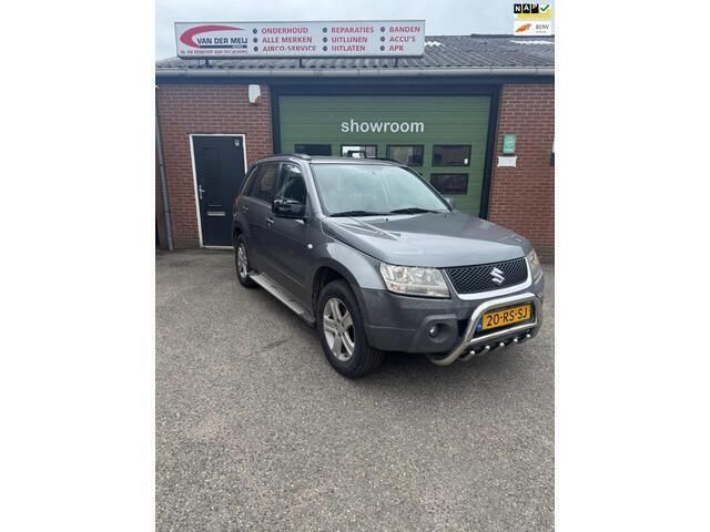 Grijs Gebruikt 2005 Suzuki Grand Vitara Exclusive SUV | € 5.950 (Eerlijke prijs) - Afbeelding 1/4