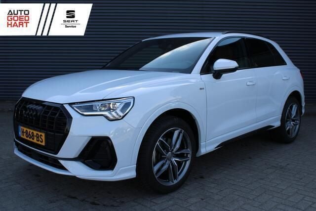 Wit Gebruikt 2020 Audi Q3 Basis SUV | € 28.495 (Eerlijke prijs) - Afbeelding 1/4