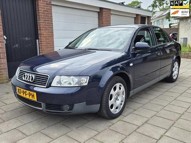 Blauw Gebruikt 2004 Audi A4 Sedan | € 2.250 (Goede deal) - Afbeelding 1/4