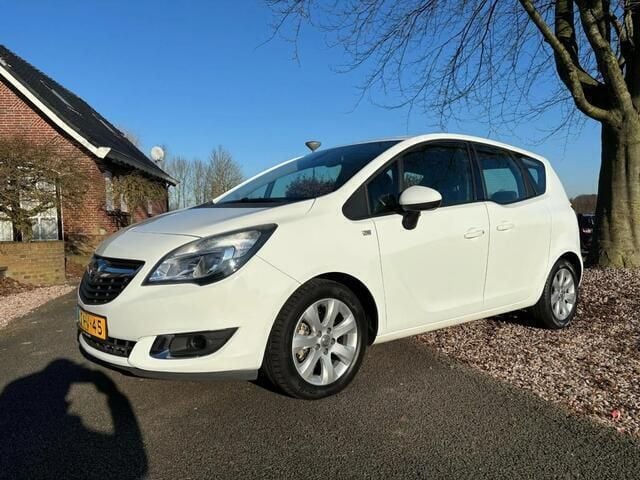 Wit Gebruikt 2014 Opel Meriva MPV | € 6.999 (Eerlijke prijs) - Afbeelding 1/4