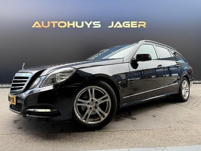Zwart Gebruikt 2012 Mercedes 200 Avantgarde Stationwagen | € 15.950 (Duur) - Afbeelding 1/4