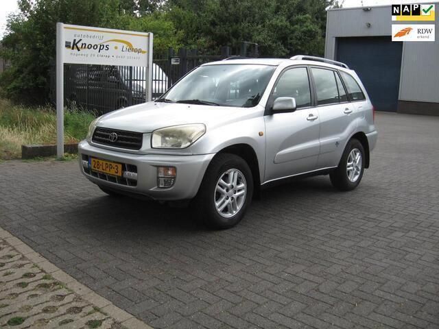 Grijs, metallic lak Gebruikt 2003 Toyota RAV4 Luna SUV | € 4.450 (Goede deal) - Afbeelding 1/4