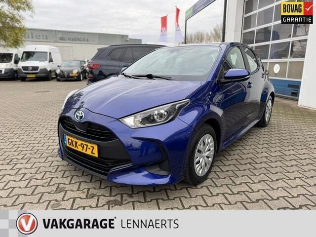Blauw Gebruikt 2022 Toyota Yaris Active Hatchback | € 20.745 (Eerlijke prijs) - Afbeelding 1/4