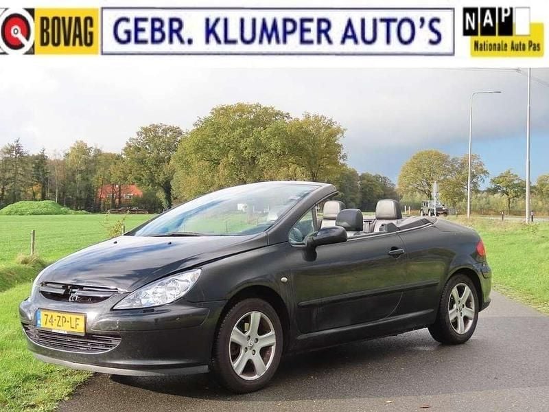 Zwart Gebruikt 2005 Peugeot 307 CC Cabriolet | € 795 (Eerlijke prijs) - Afbeelding 1/4