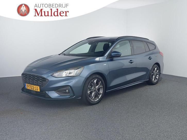 Blauw Occasion 2022 Ford Focus Business Edition Stationwagen | € 16.745 (Eerlijke prijs) - Afbeelding 1/4