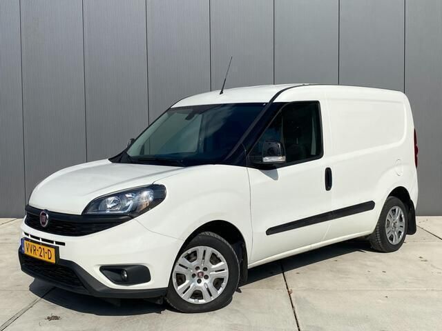 Wit Gebruikt 2019 Fiat Doblò MPV | € 9.995 (Duur) - Afbeelding 1/4