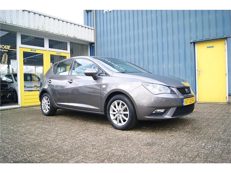 Occasion Seat Ibiza CONNECT 97 PK (71 kW) 2017 Grijs Hatchback