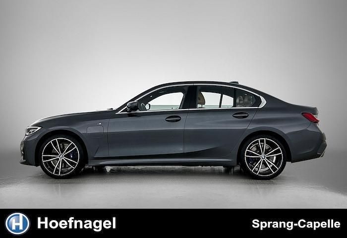Occasion BMW 330e Executive 184 PK (135 kW) 2019 Grijs Sedan