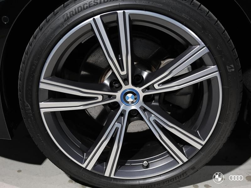 Occasion BMW 330e M Sport 292 PK (214 kW) 2022 Zwart (metallic) Stationwagen