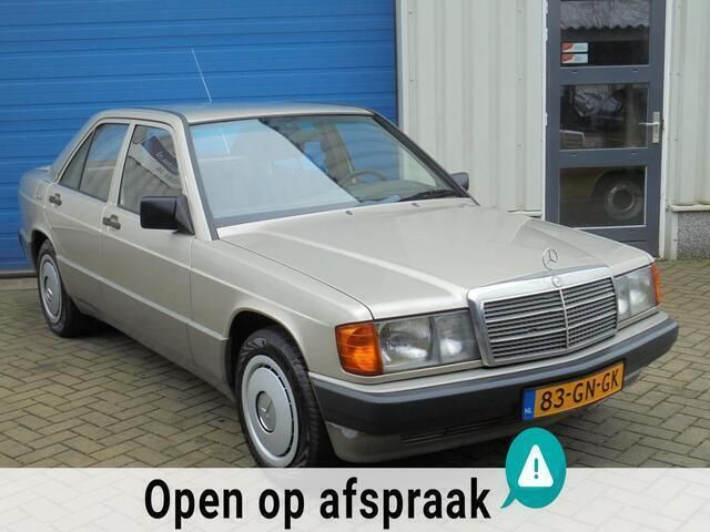 Beige Gebruikt 1992 Mercedes 190 Sedan | € 4.350 - Afbeelding 1/4