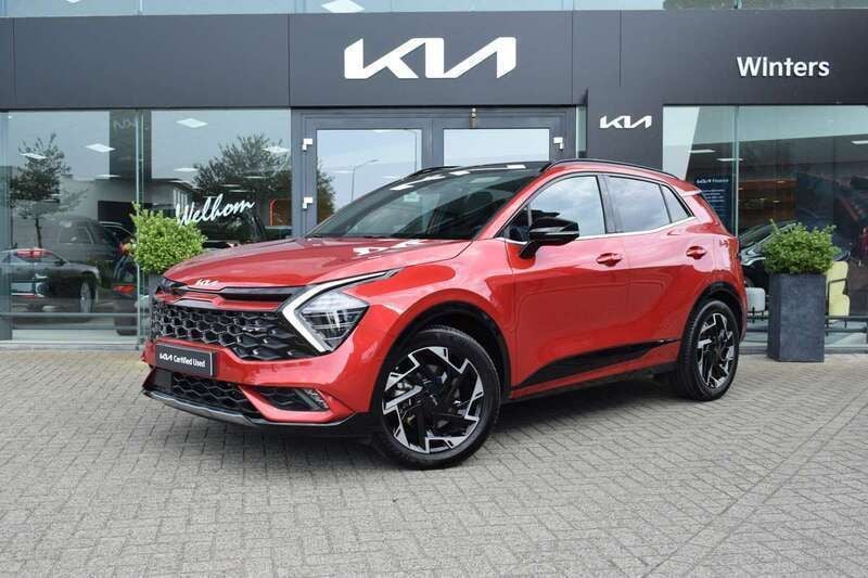 Rood, metallic lak Gebruikt 2023 Kia Sportage GT-Line SUV | € 40.750 (Eerlijke prijs) - Afbeelding 1/4