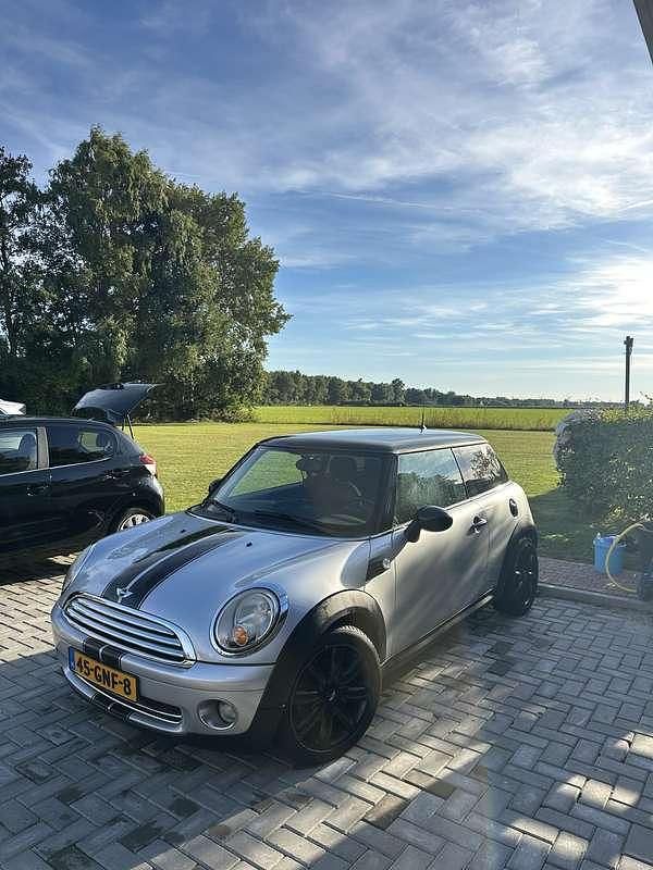 Grijs Gebruikt 2008 Mini Cooper Pepper Hatchback | € 2.250 (Super prijs) - Afbeelding 1/4